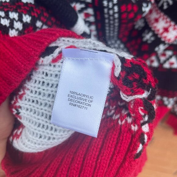 New NWT Rudolph The Most Famous Red Nosed Reindeer Christmas Sweater Unisex - Picture 12 of 13